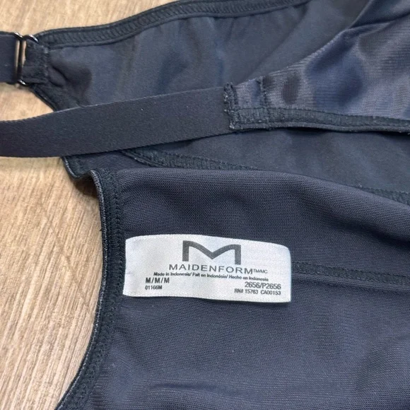 Maidenform Black Shapewear Ultra Firm Bodysuit, Medium - Picture 15 of 16